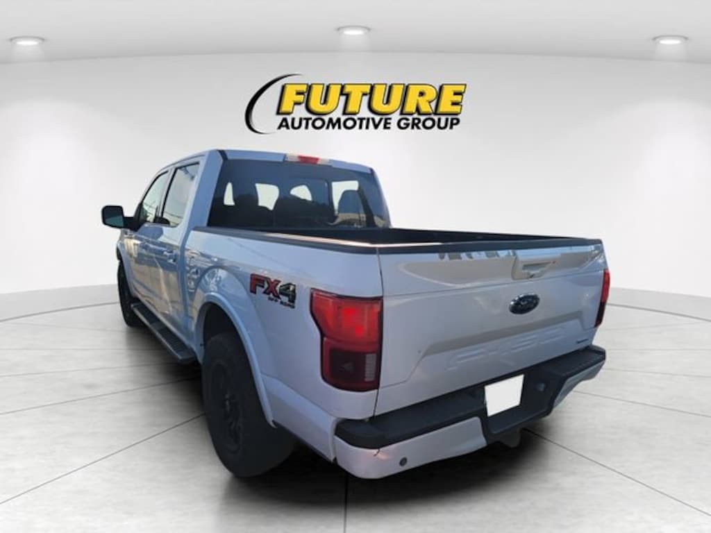 Used 2018 Ford F-150 LARIAT Crew Cab Pickup