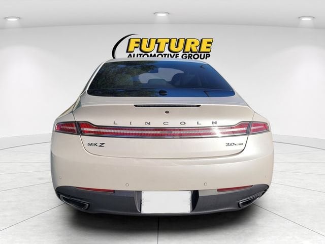2015 Lincoln MKZ photo 4