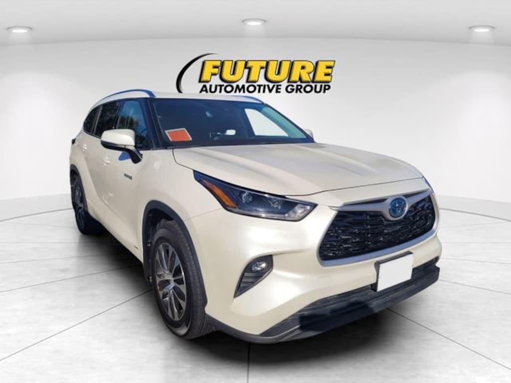 Certified 2021 Toyota Highlander Hybrid XLE Sport Utility
