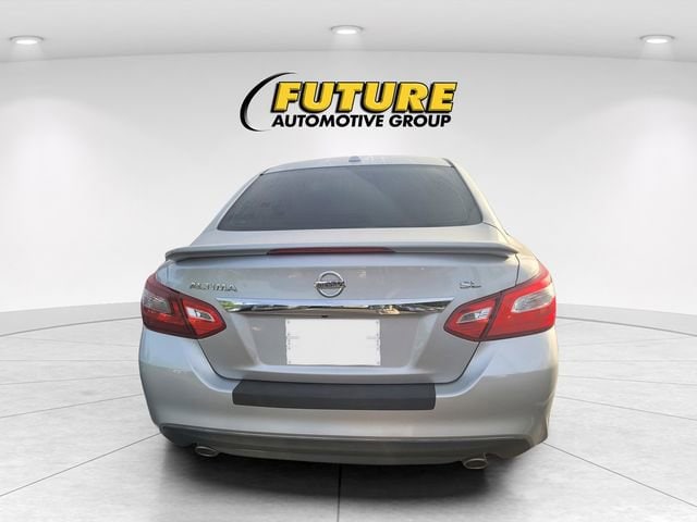 2017 Nissan Altima 2.5 SL photo 4