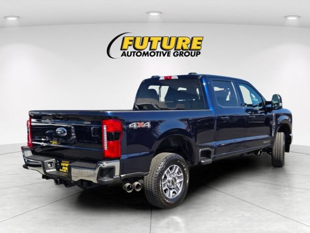 Certified 2024 Ford Super Duty F-250 SRW LARIAT Crew Cab Pickup