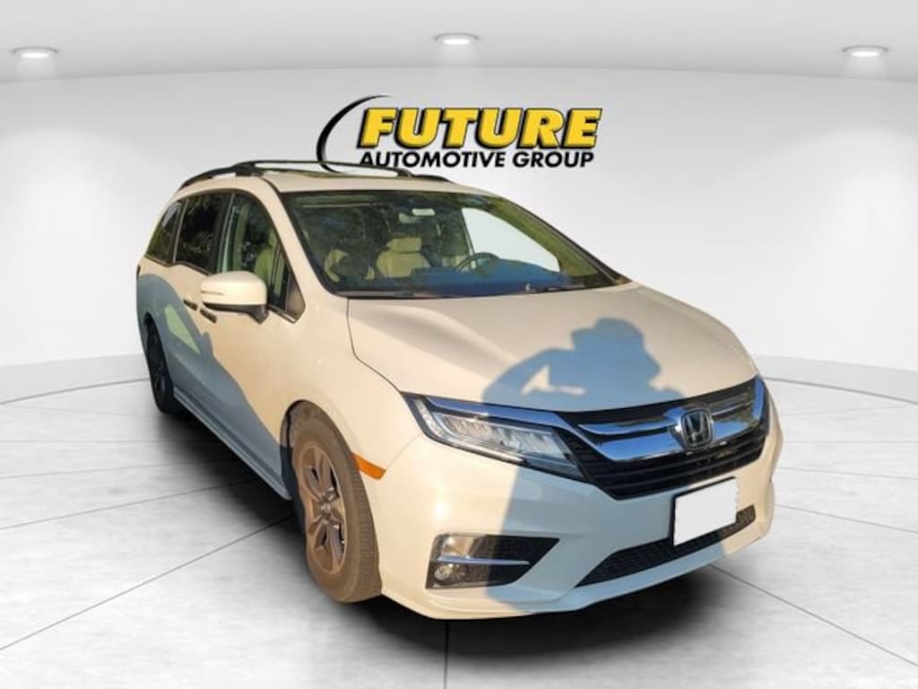Certified 2020 Honda Odyssey Touring Mini-van, Passenger