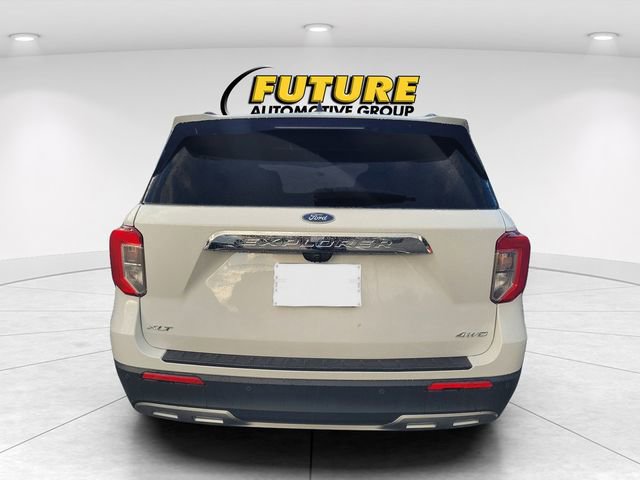 2023 Ford Explorer XLT photo 4