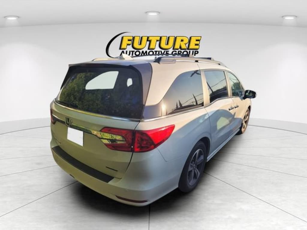 Certified 2020 Honda Odyssey Touring Mini-van, Passenger