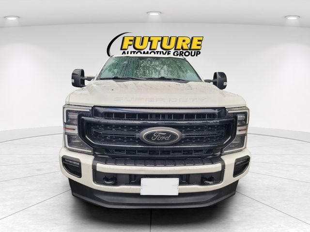 2020 Ford Super Duty F-250 SRW LARIAT photo 2