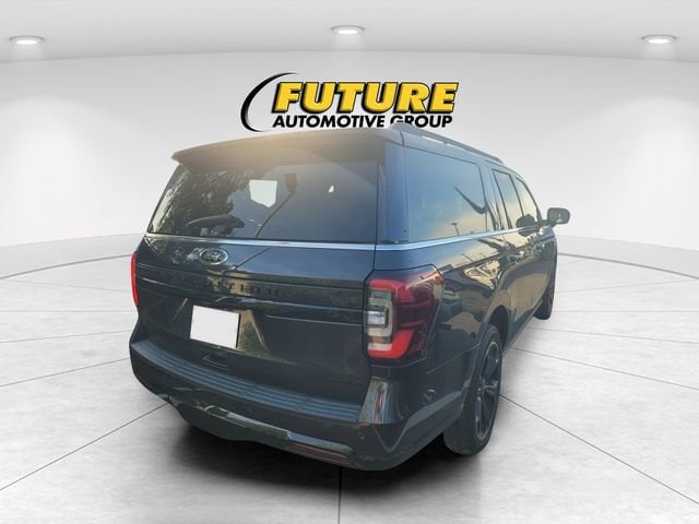 2023 Ford Expedition Max Limited photo 3