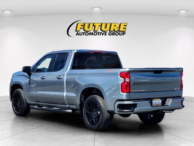 2026 Chevrolet Silverado 1500 RST photo 5