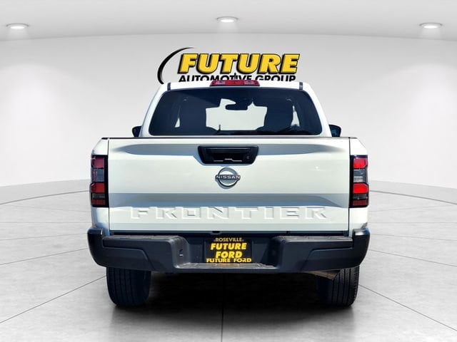 2022 Nissan Frontier S photo 4