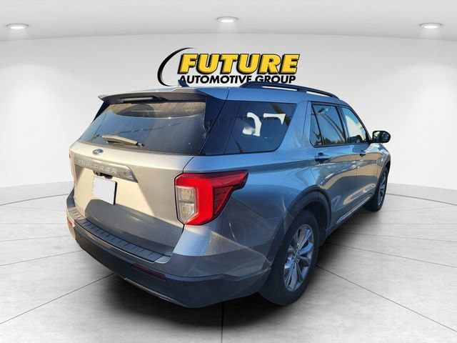 2021 Ford Explorer XLT photo 3