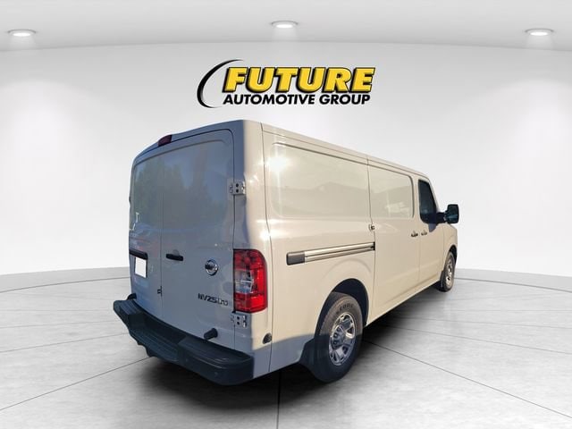 2021 Nissan NV Cargo SV photo 3