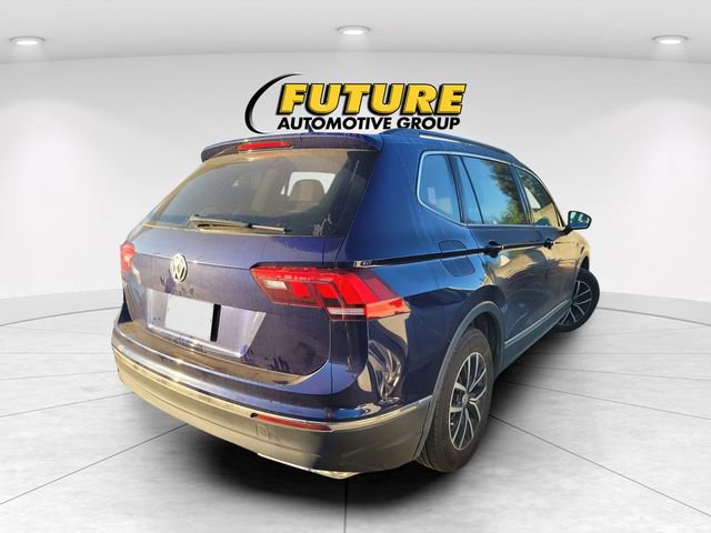 2021 Volkswagen Tiguan photo 3