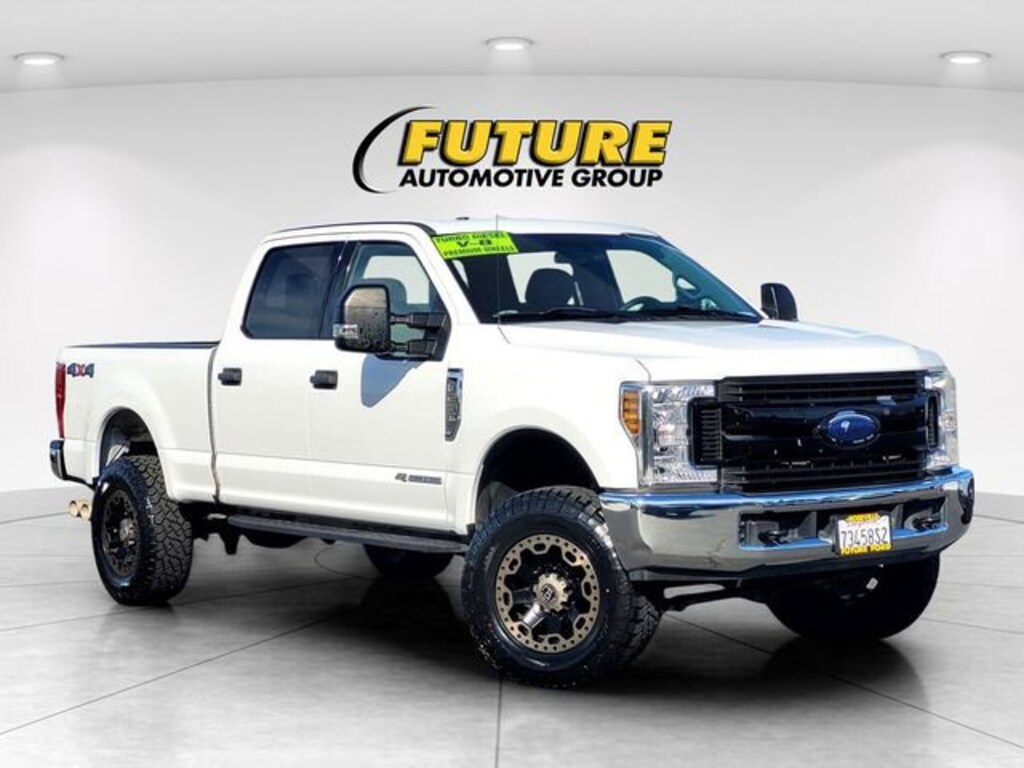 Certified 2018 Ford Super Duty F-250 SRW XLT Crew Cab Pickup