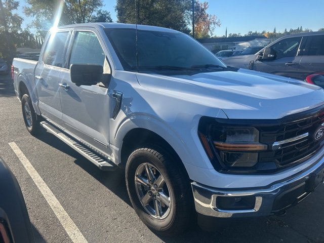 2024 Ford F-150 XLT photo 2