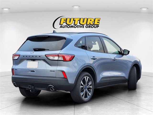 2022 Ford Escape SEL photo 3