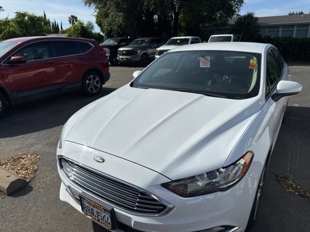 Certified 2017 Ford Fusion SE 4dr Car