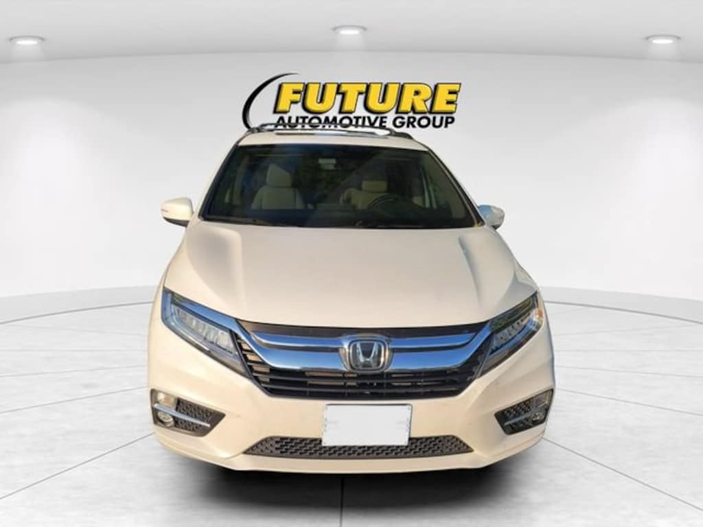 Certified 2020 Honda Odyssey Touring Mini-van, Passenger