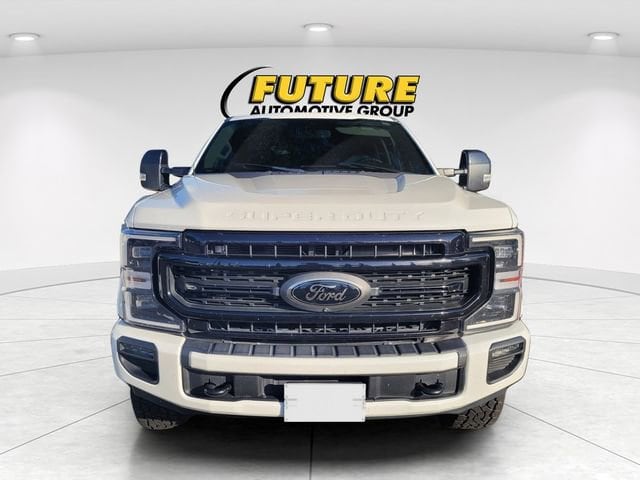 2021 Ford Super Duty F-250 SRW LARIAT photo 2