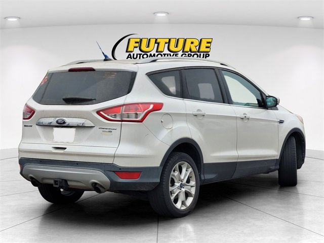 2016 Ford Escape Titanium photo 3