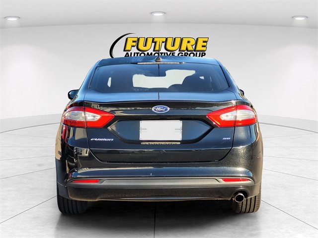 2014 Ford Fusion SE photo 4