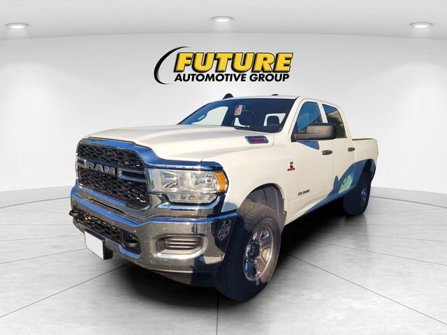 2022 Ram 2500 Tradesman photo 3