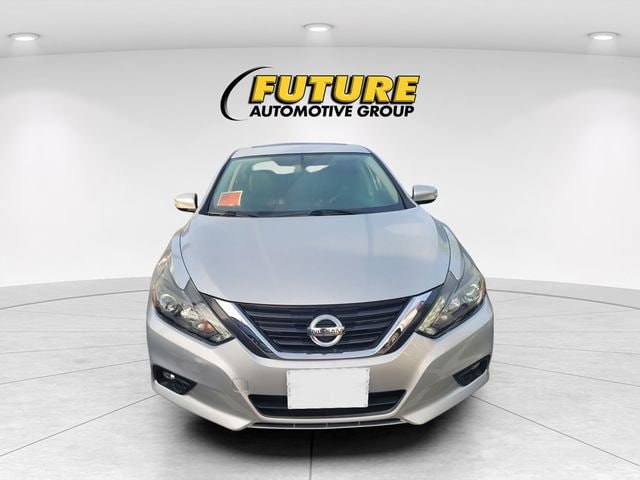 2017 Nissan Altima 2.5 SL photo 2