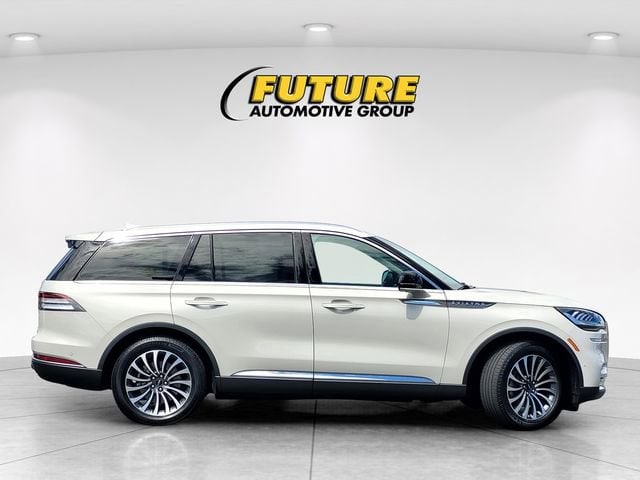 2020 Lincoln Aviator Reserve photo 2