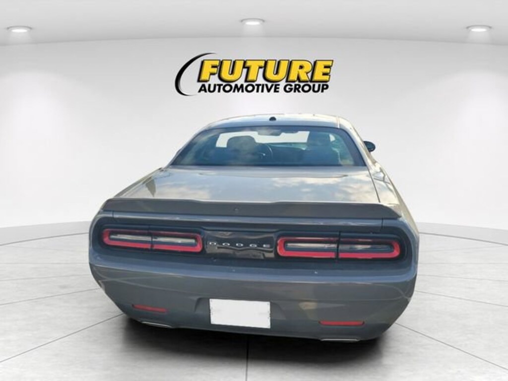 Certified 2019 Dodge Challenger SXT 2dr Car