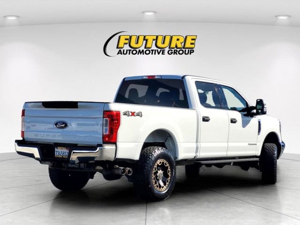 Certified 2018 Ford Super Duty F-250 SRW XLT Crew Cab Pickup
