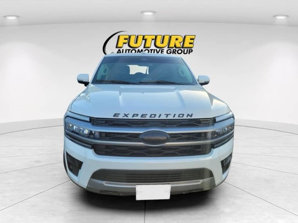 Used 2023 Ford Expedition XLT Sport Utility