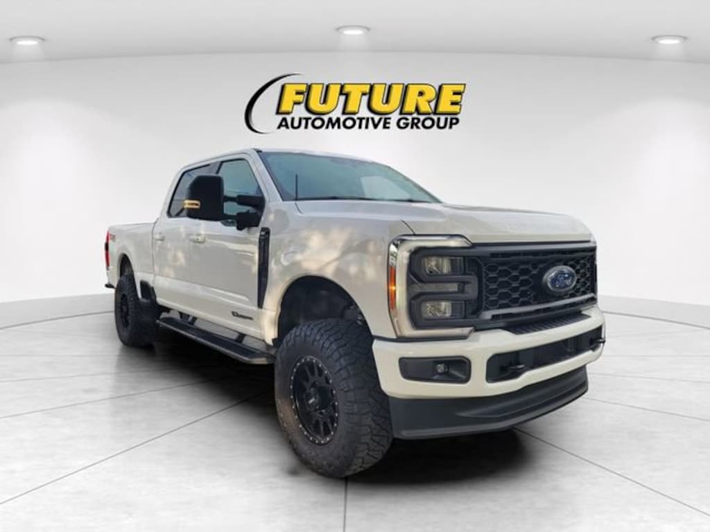 Used 2023 Ford Super Duty F-250 SRW XLT Crew Cab Pickup