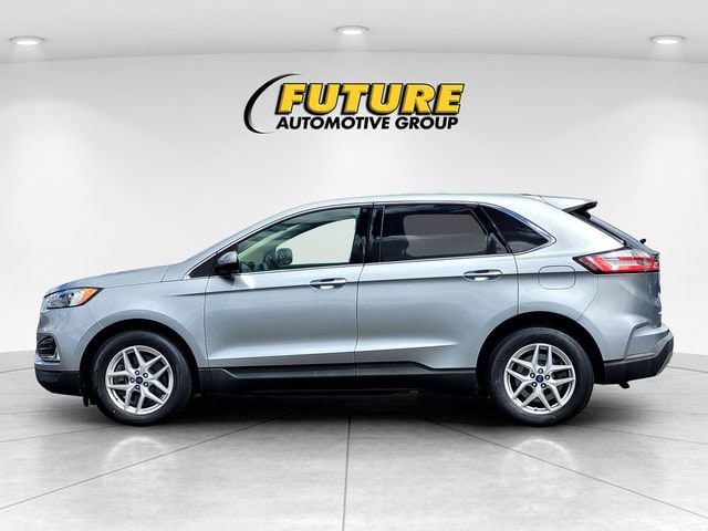 2022 Ford Edge SEL photo 6
