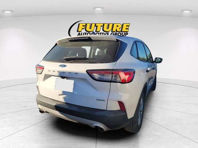 2020 Ford Escape S photo 3