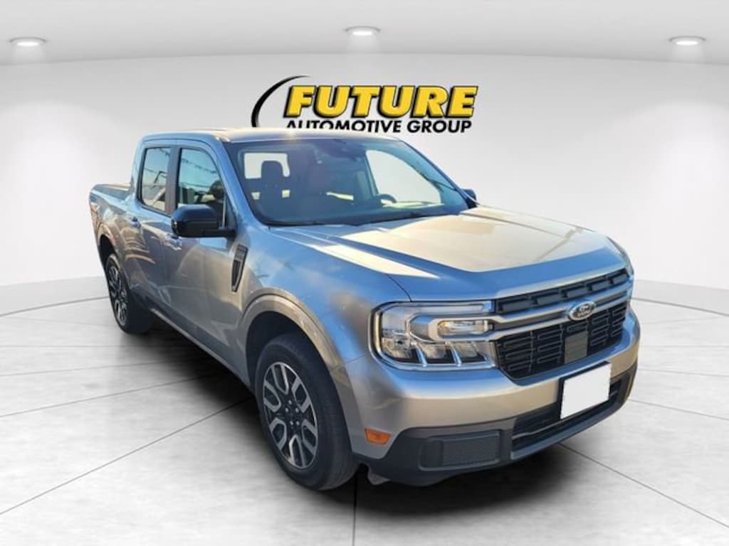 Used 2024 Ford Maverick LARIAT Crew Cab Pickup