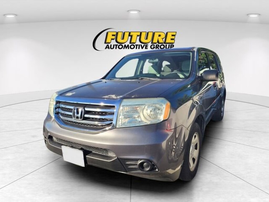 Used 2015 Honda Pilot LX Sport Utility