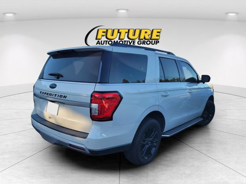 Used 2023 Ford Expedition XLT Sport Utility
