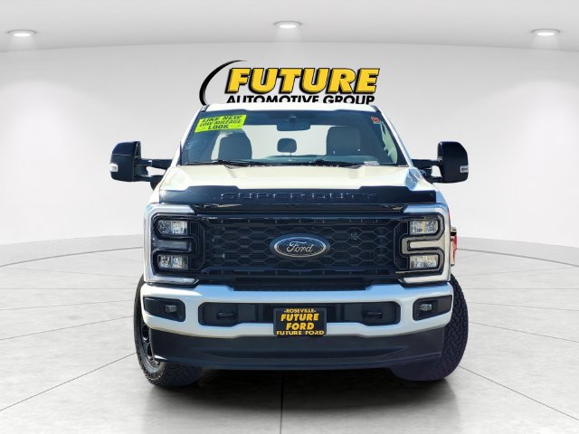 Used 2025 Ford Super Duty F-350 SRW LARIAT Crew Cab Pickup