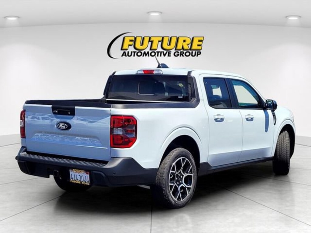 Used 2025 Ford Maverick LARIAT Crew Cab Pickup