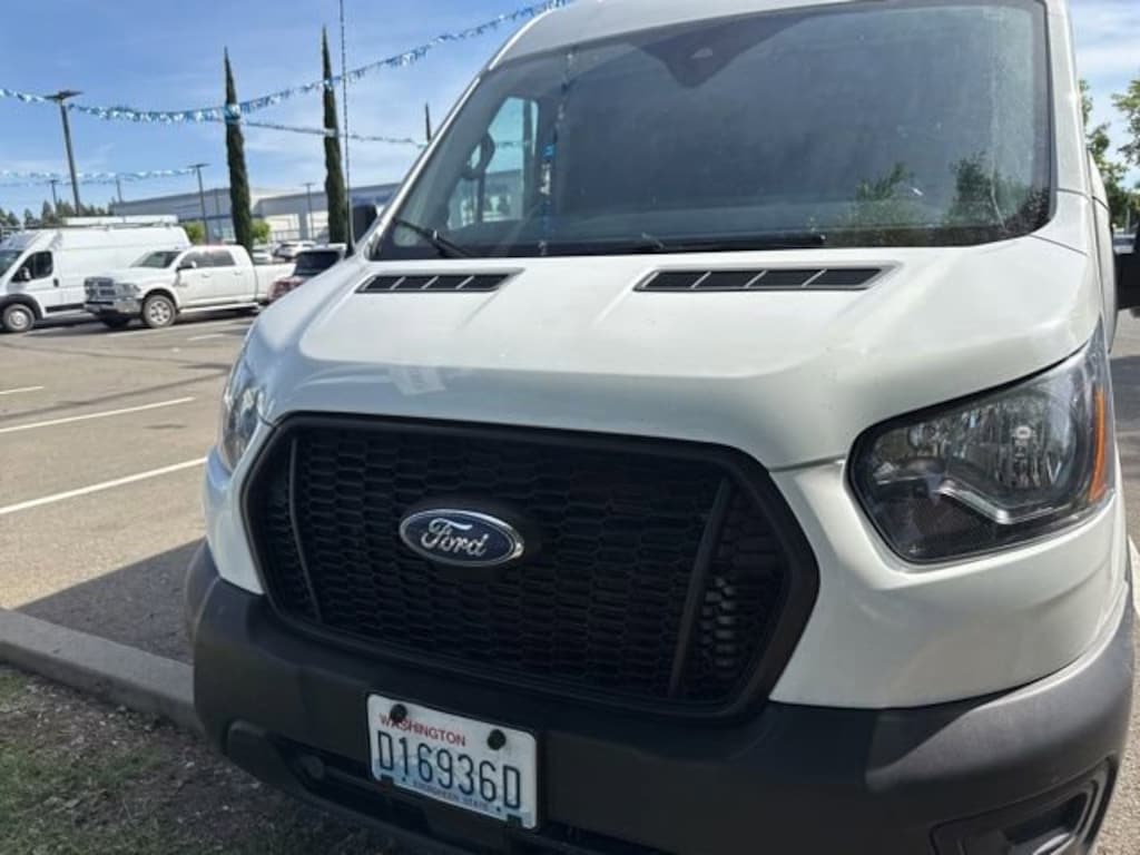 Used 2023 Ford Transit Cargo Van 3D Cargo Van