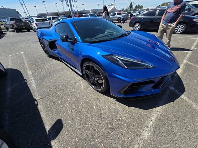 2023 Chevrolet Corvette 3LT photo 2