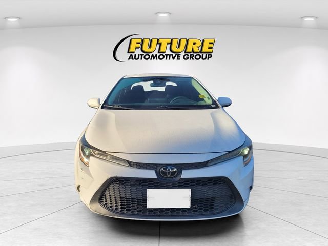 2021 Toyota Corolla LE photo 2