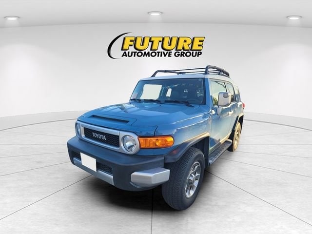 2013 Toyota FJ Cruiser photo 2