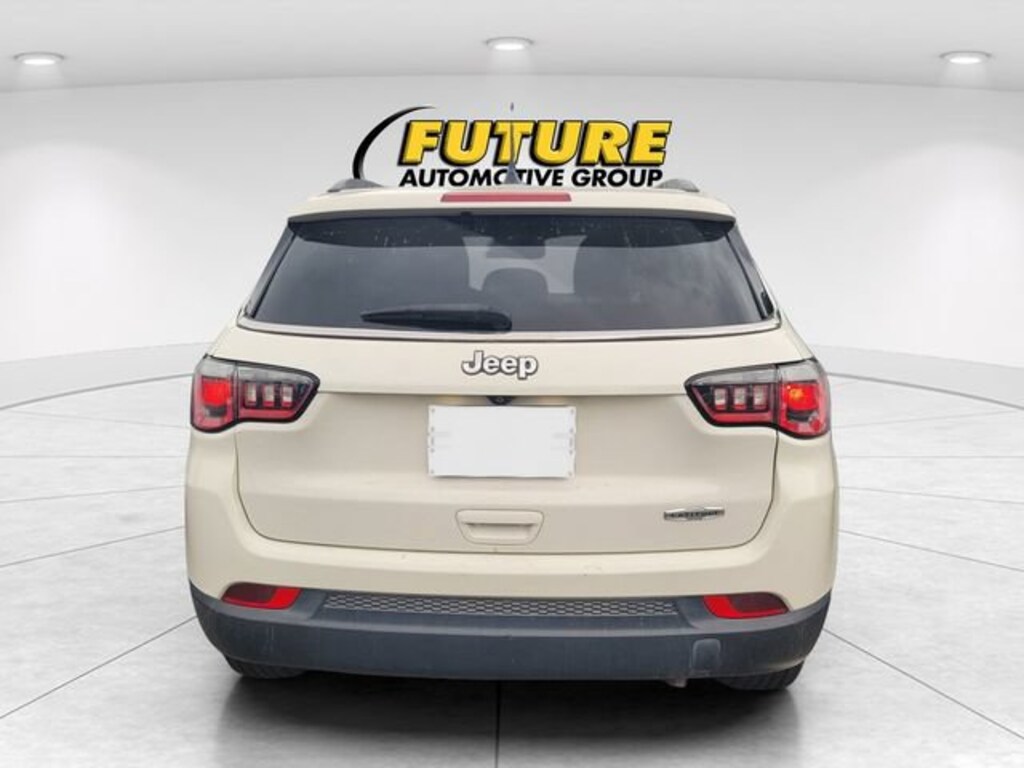 Used 2019 Jeep Compass Latitude Sport Utility