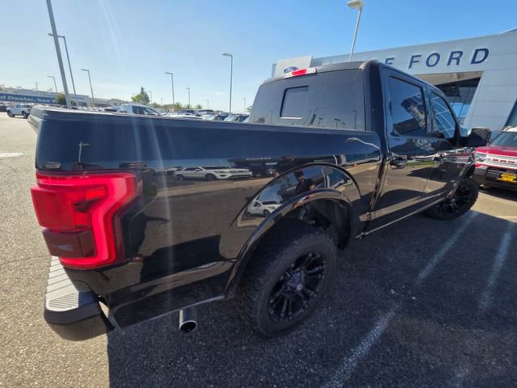 Used 2017 Ford F-150 Lariat Crew Cab Pickup