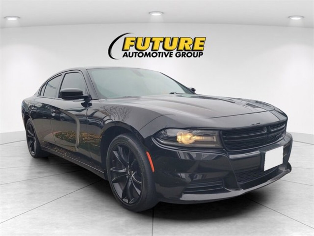 Used 2019 Dodge Charger SXT 4dr Car