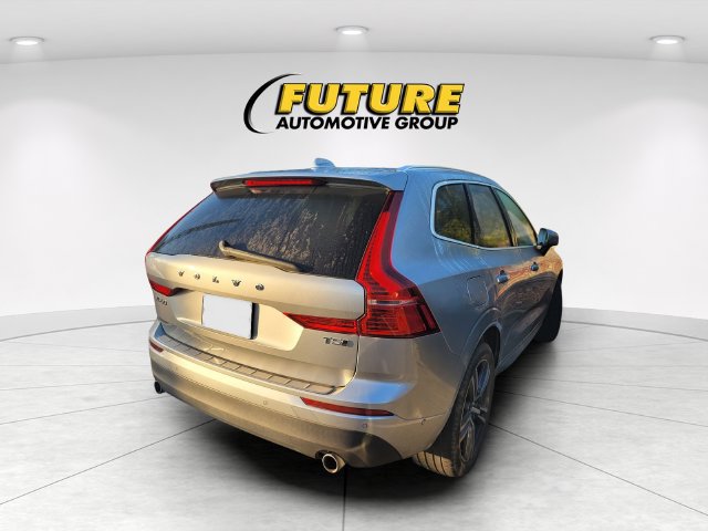 Used 2018 Volvo XC60 Momentum Sport Utility