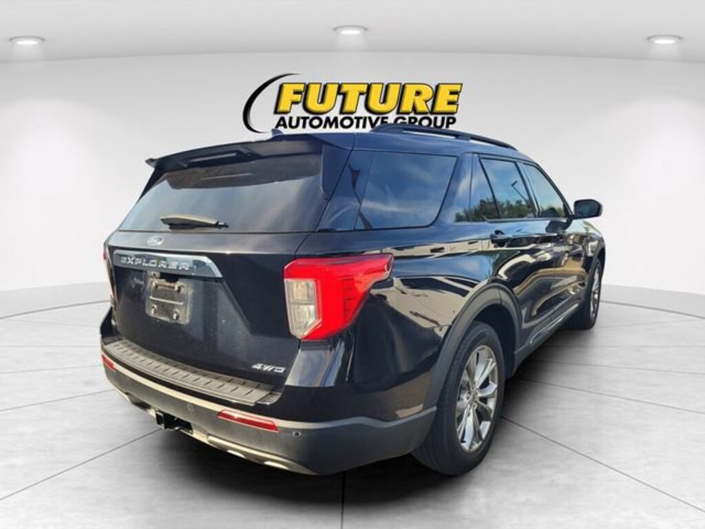 Used 2021 Ford Explorer XLT Sport Utility