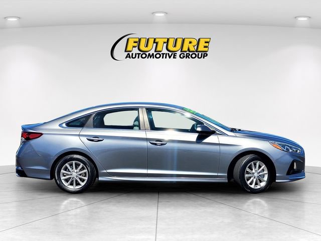 2019 Hyundai Sonata SE photo 2