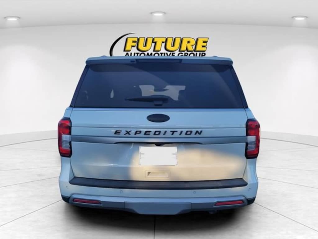 Used 2023 Ford Expedition XLT Sport Utility