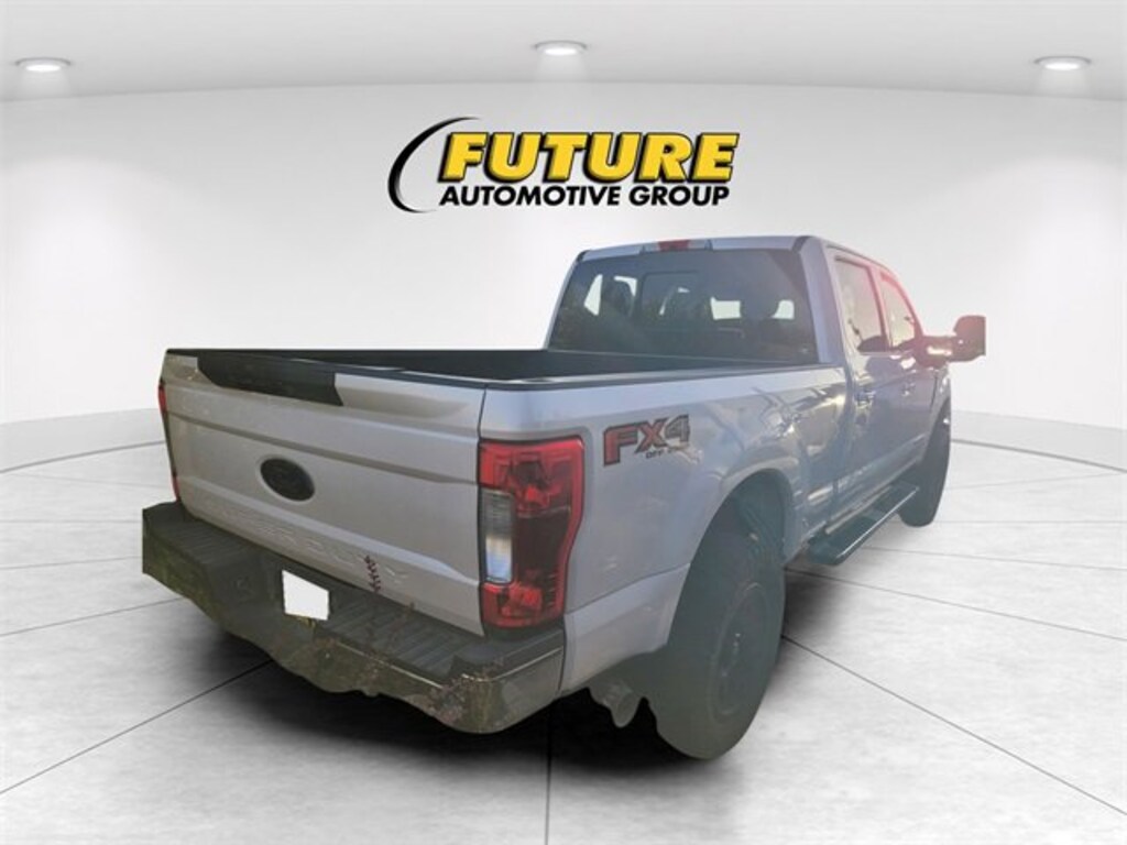 Used 2019 Ford Super Duty F-250 SRW LARIAT Crew Cab Pickup