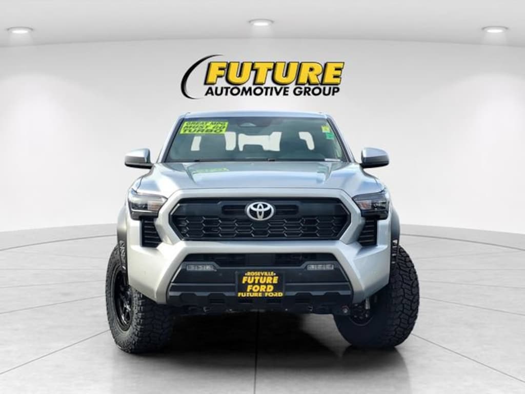Certified 2024 Toyota Tacoma 4WD TRD Off Road Crew Cab Pickup